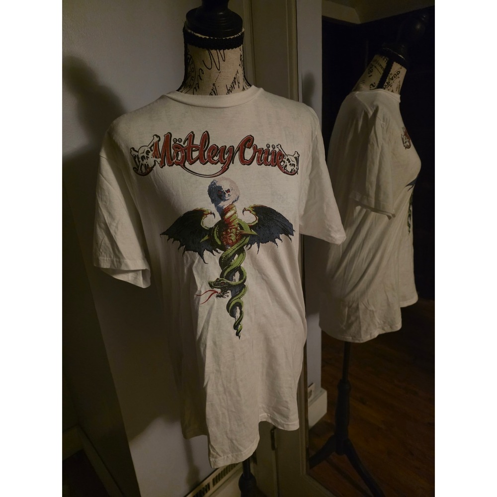American Classics Motley Crue Dr Feelgood Graphic T-Shirt White‎ Medium RN106456